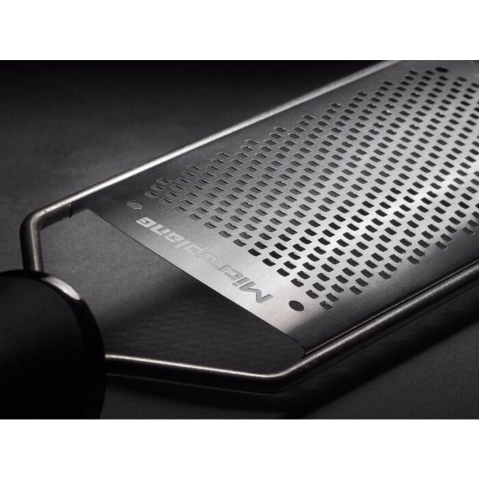 Microplane Gourmet Rasp fijn zwart 45004