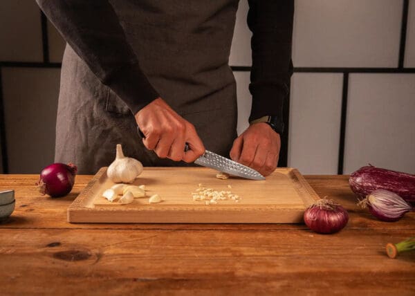 Fruit snijden met KOTAI Hashi Tsuchime Officemes met lemmet van 13