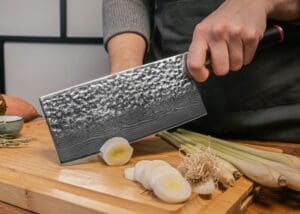 groente snijden met kotai pakka damascus hakmes 19 cm pakkahout